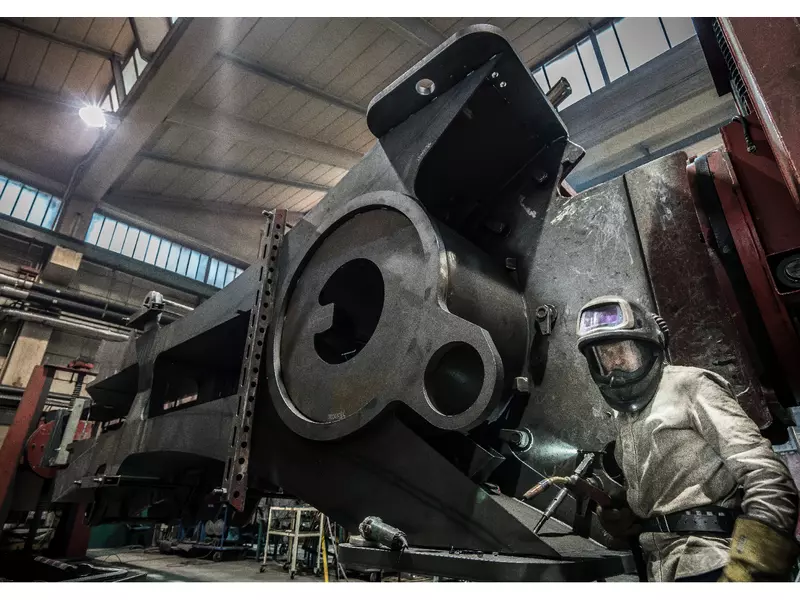 Schwerer Stahlbau.webp